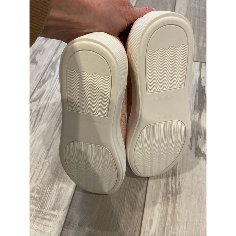 Soda slip on casual shoe/tennis shoe size 7 - Picture 6 of 10
